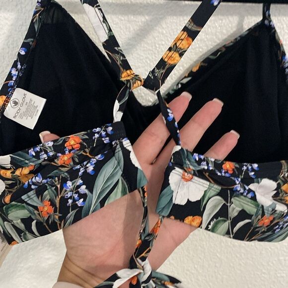 NWT- Body Glove- Two piece swimsuit-Drew top, Woodstock bottoms- Size 3X - Picture 7 of 16